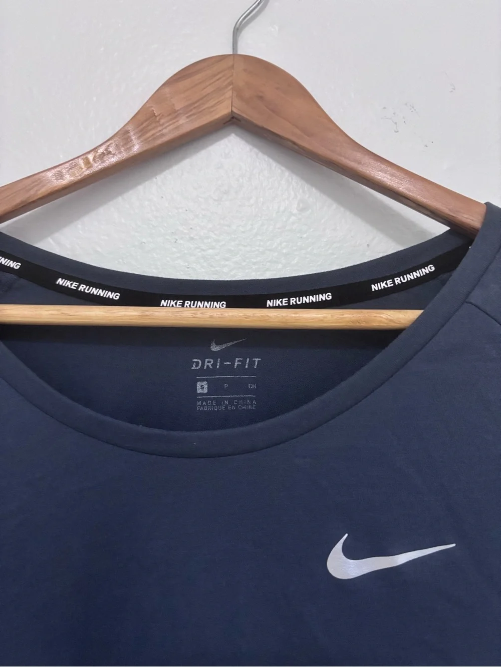 Nike Women's Long Sleeve Dri-FIT Top - Slate